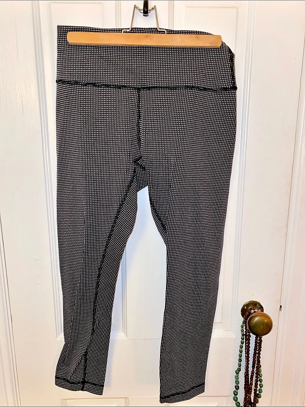 lululemon Women's Black & White Geometric Leggings Size 10